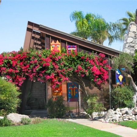Triangle Inn Clothing Optional Resort For Men Palm Springs Exterior photo