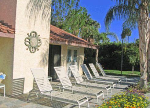 Triangle Inn Clothing Optional Resort For Men Palm Springs Exterior photo